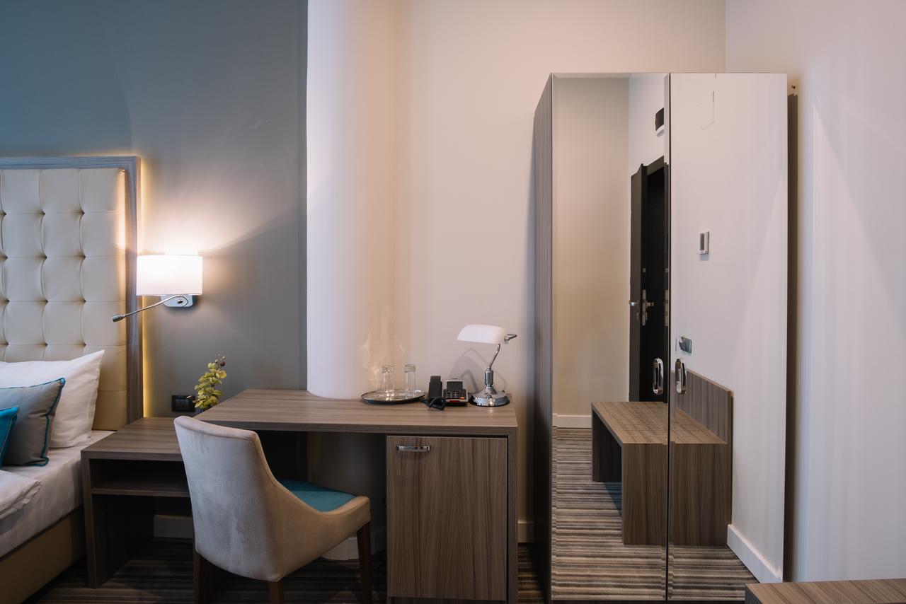 Norm Hill Hotel Cluj-Napoca Esterno foto