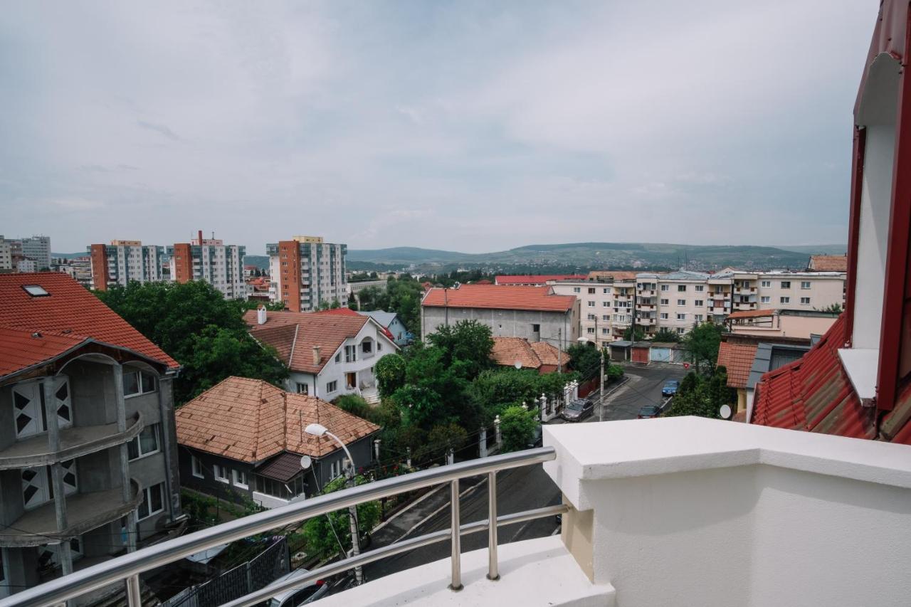 Norm Hill Hotel Cluj-Napoca Esterno foto